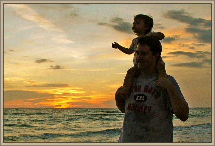 On Daddy's Shoulders by Flickr User scott.hoag, CC License = Attribution